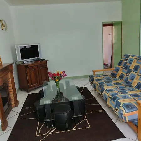 Dom wakacyjny Au Pied Du Moulin Saint-Hilaire-de-Voust